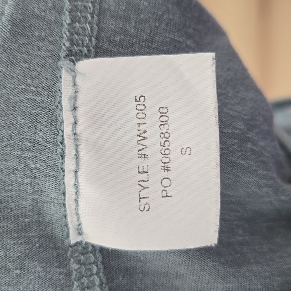 Vuori Women's Halo Performance Crop, Size Small - Picture 4 of 4
